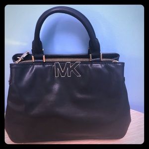 Michael Kors authentic black leather bag 💼